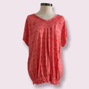 Lane Bryant Coral Floral Smocked V-Neck & Hem Short Sleeve Tee - Like New 18/20